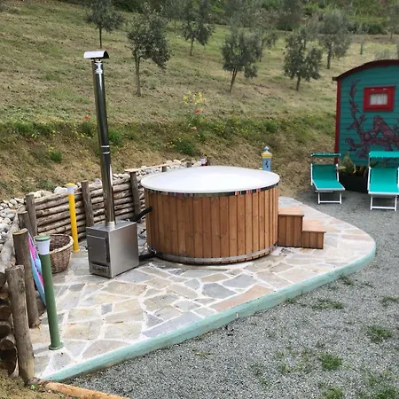 La Rovere - I Carrozzoni Gitani Farm stay