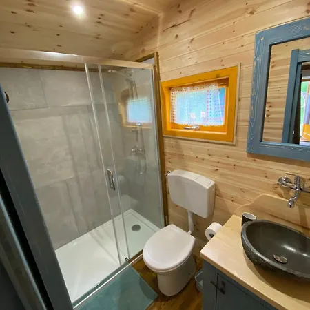 Alloggio per agriturismo La Rovere - I Carrozzoni Gitani Cossano Belbo