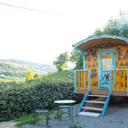 Alloggio per agriturismo La Rovere - I Carrozzoni Gitani Cossano Belbo